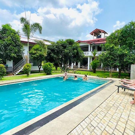 Sigiriya Sun Shine Villa Luaran gambar