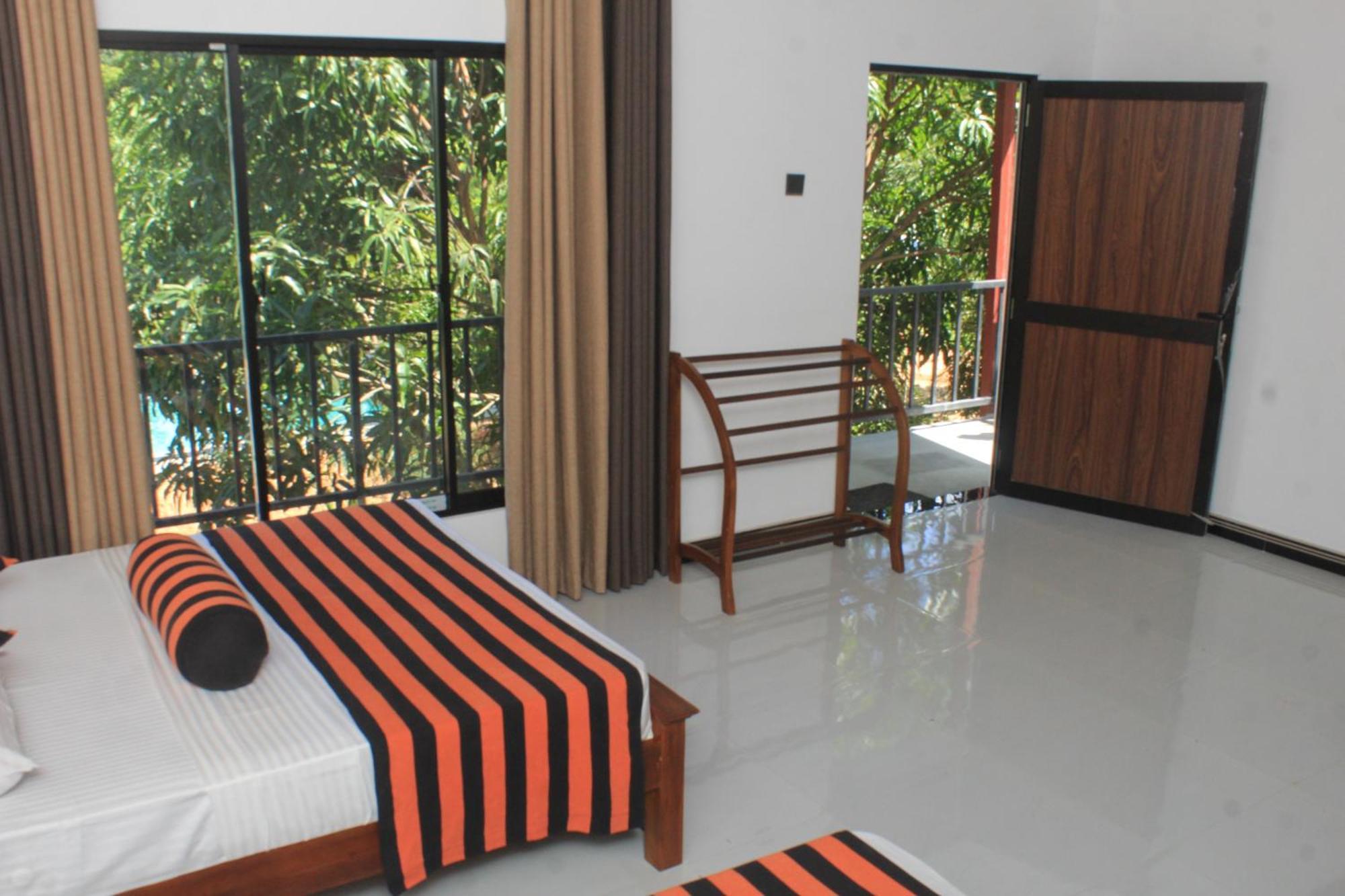 Sigiriya Sun Shine Villa Luaran gambar