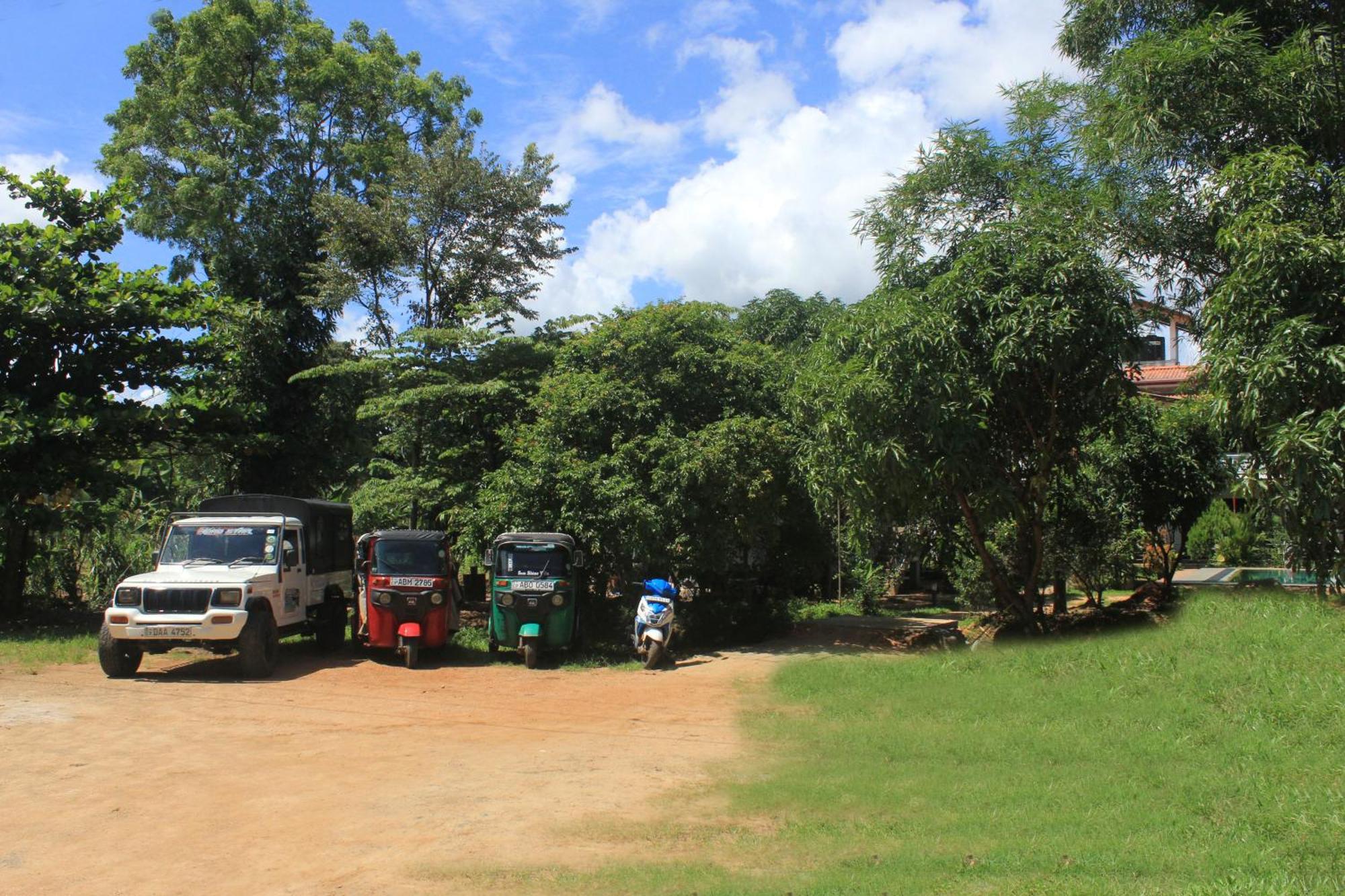 Sigiriya Sun Shine Villa Luaran gambar