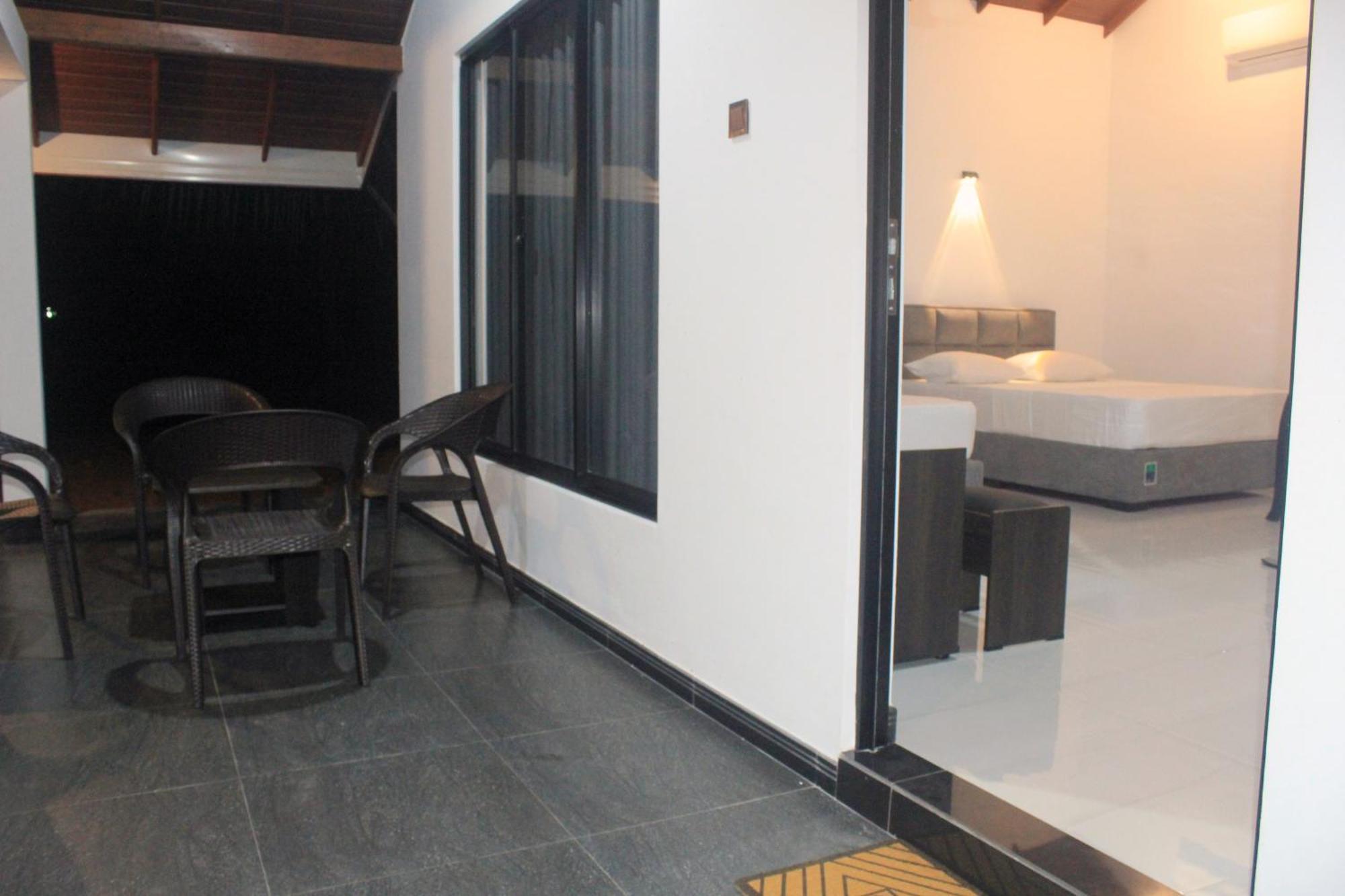 Sigiriya Sun Shine Villa Luaran gambar