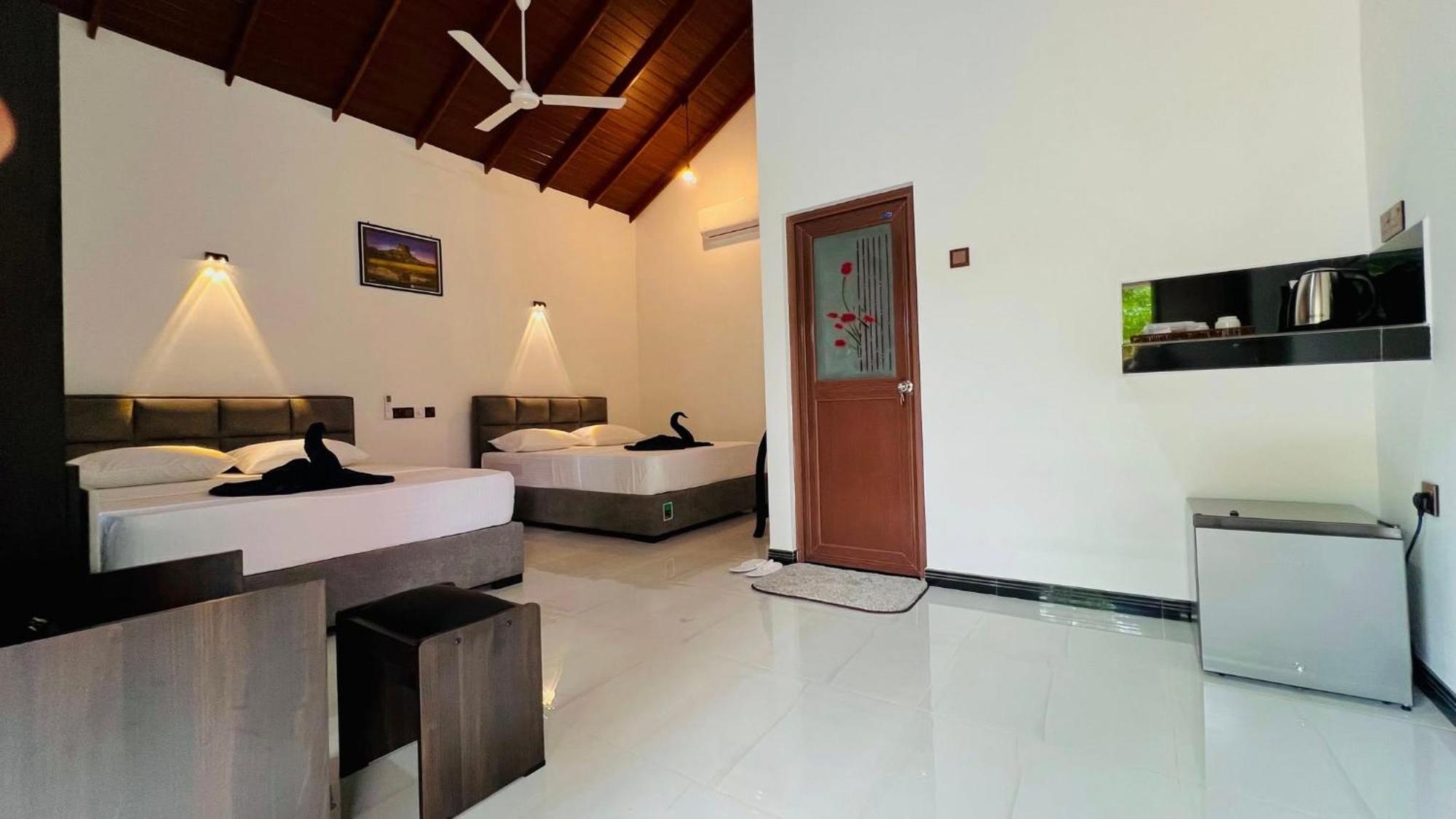 Sigiriya Sun Shine Villa Luaran gambar